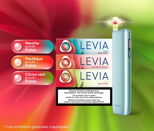 3&nbsp;paquets de Terea &ndash; Sienna, Turquoise et Mauve Wave &ndash; sur un rocher, avec un appareil IQOS ILUMA&nbsp;i couleur Breeze&nbsp;Blue, entour&eacute;s de l&rsquo;insigne IQOS dans une teinte couleur tabac.