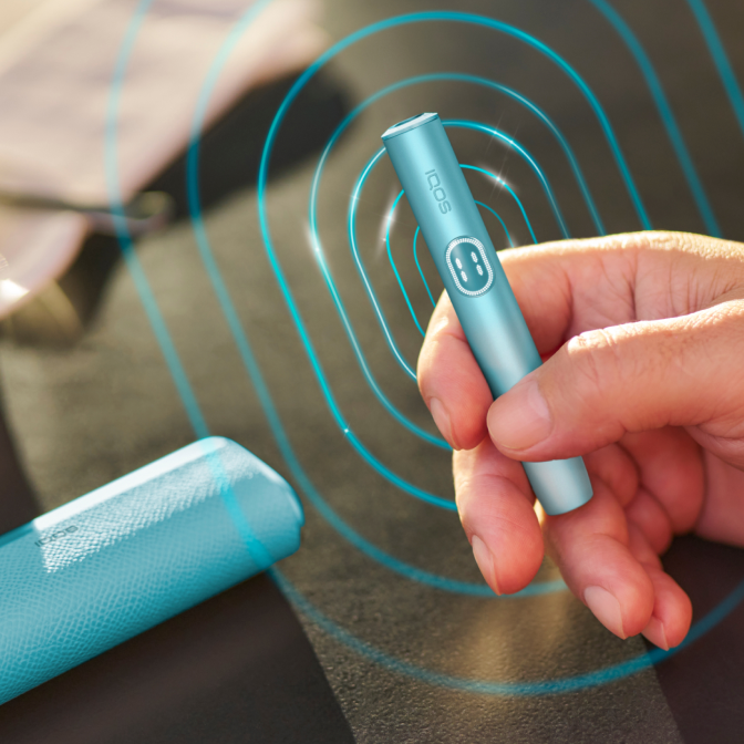 IQOS ILUMA i PRIME mit einem innovativen Touchscreen.